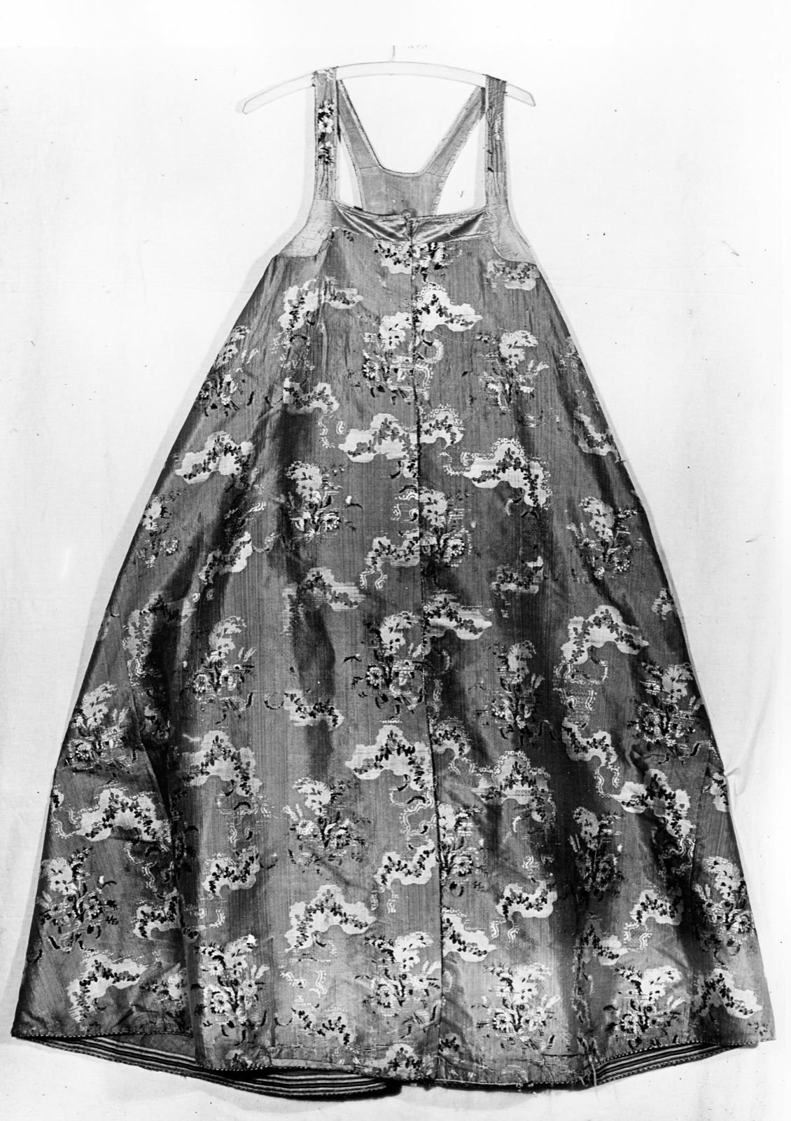 Sarafan (Gala Costume) — Russia (Northwestern)