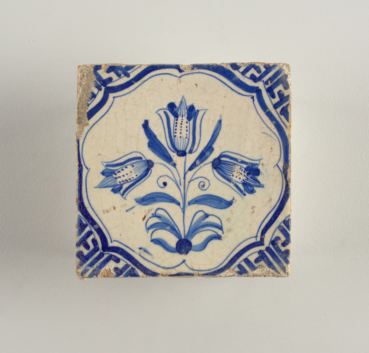 Wall tile