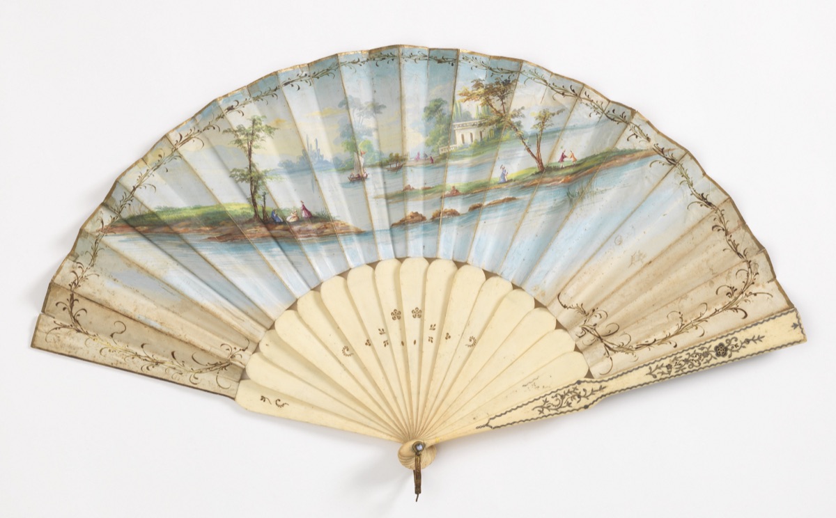 Pleated fan