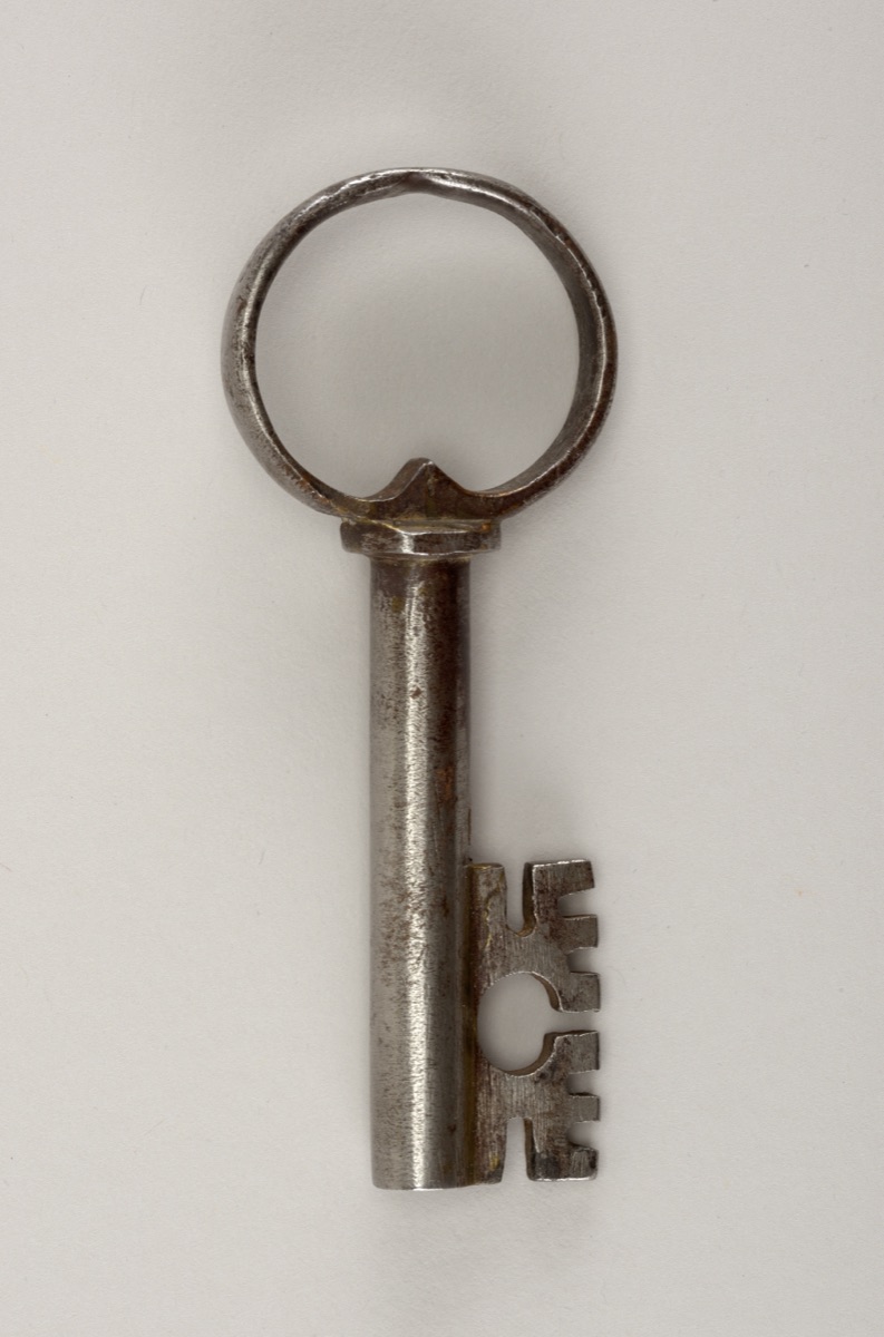 Lock with backplate, key