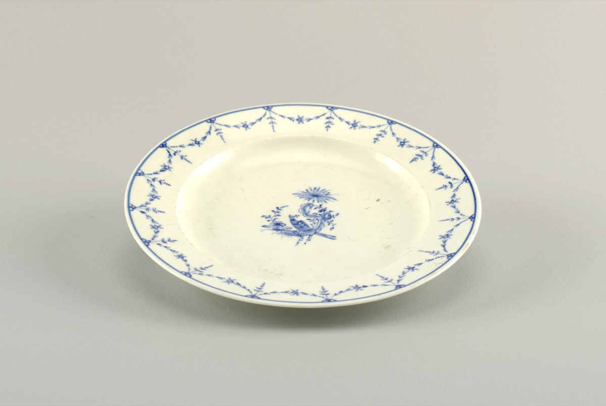 Plate (One of a Pair) — Chantilly Porcelain Manufactory, French, active ca. 1725 - ca. 1789