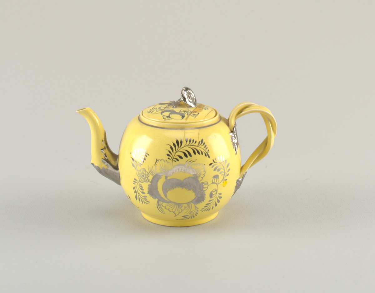 Tea set