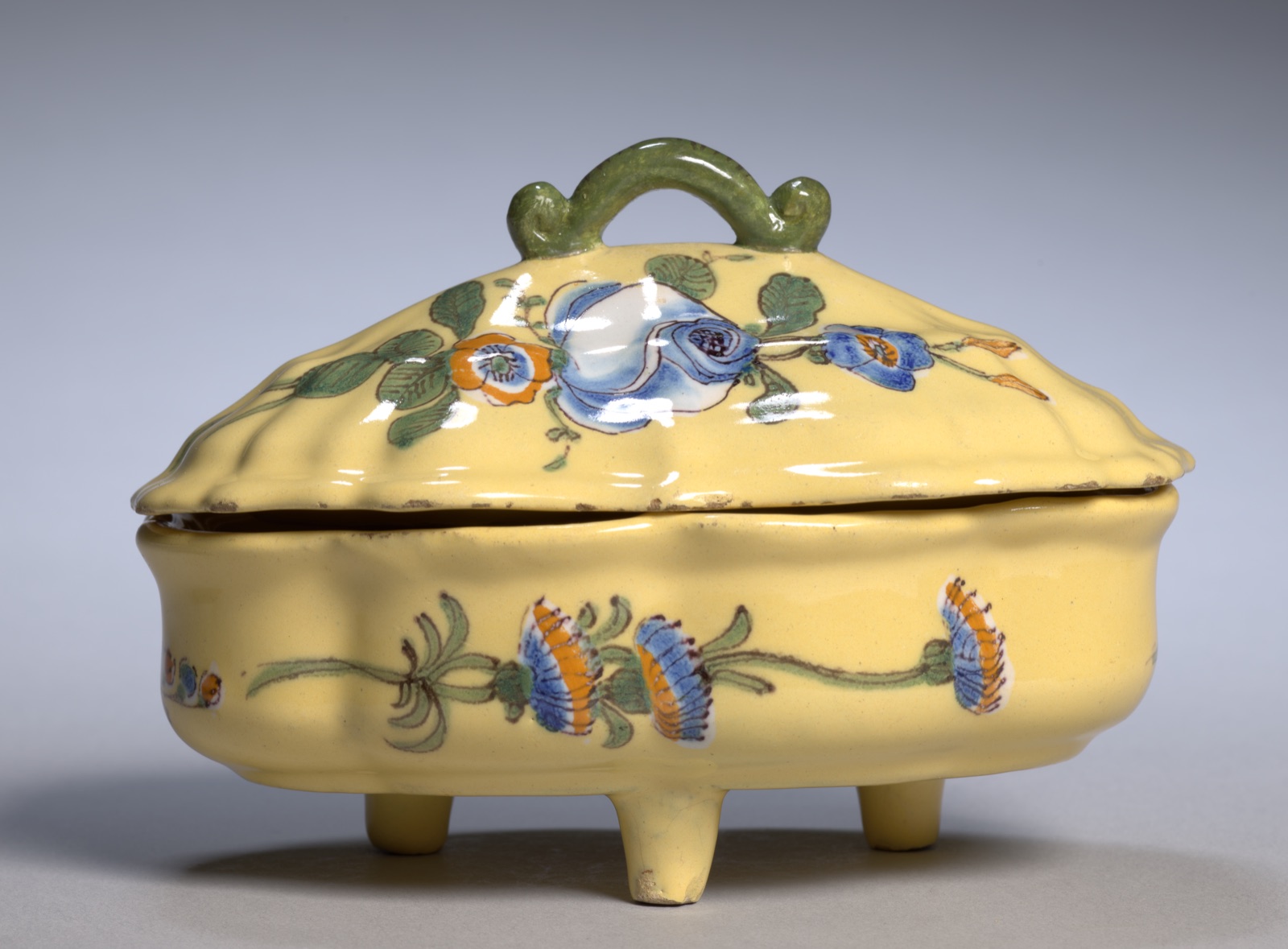 Covered Spice Bowl