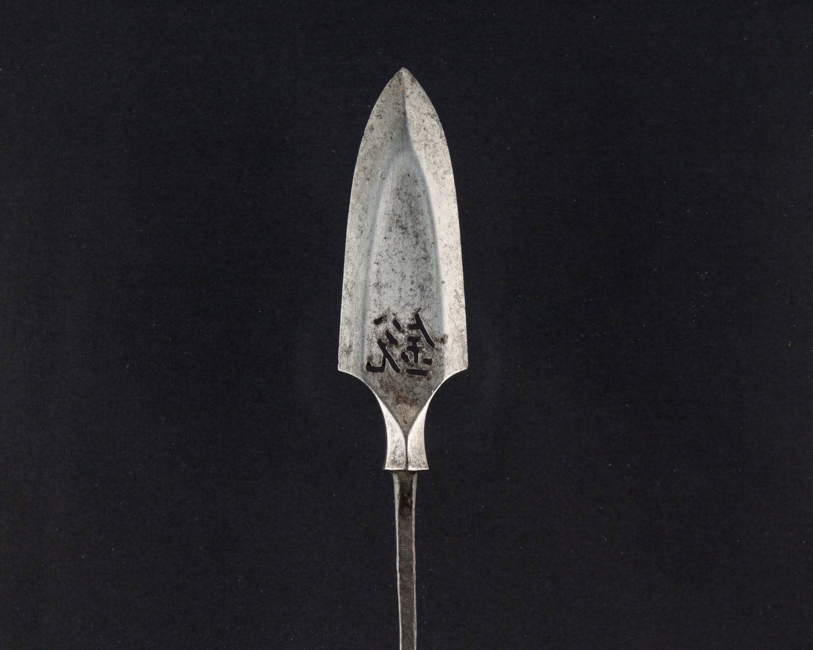 Arrowhead (<i>Yanone</i>)