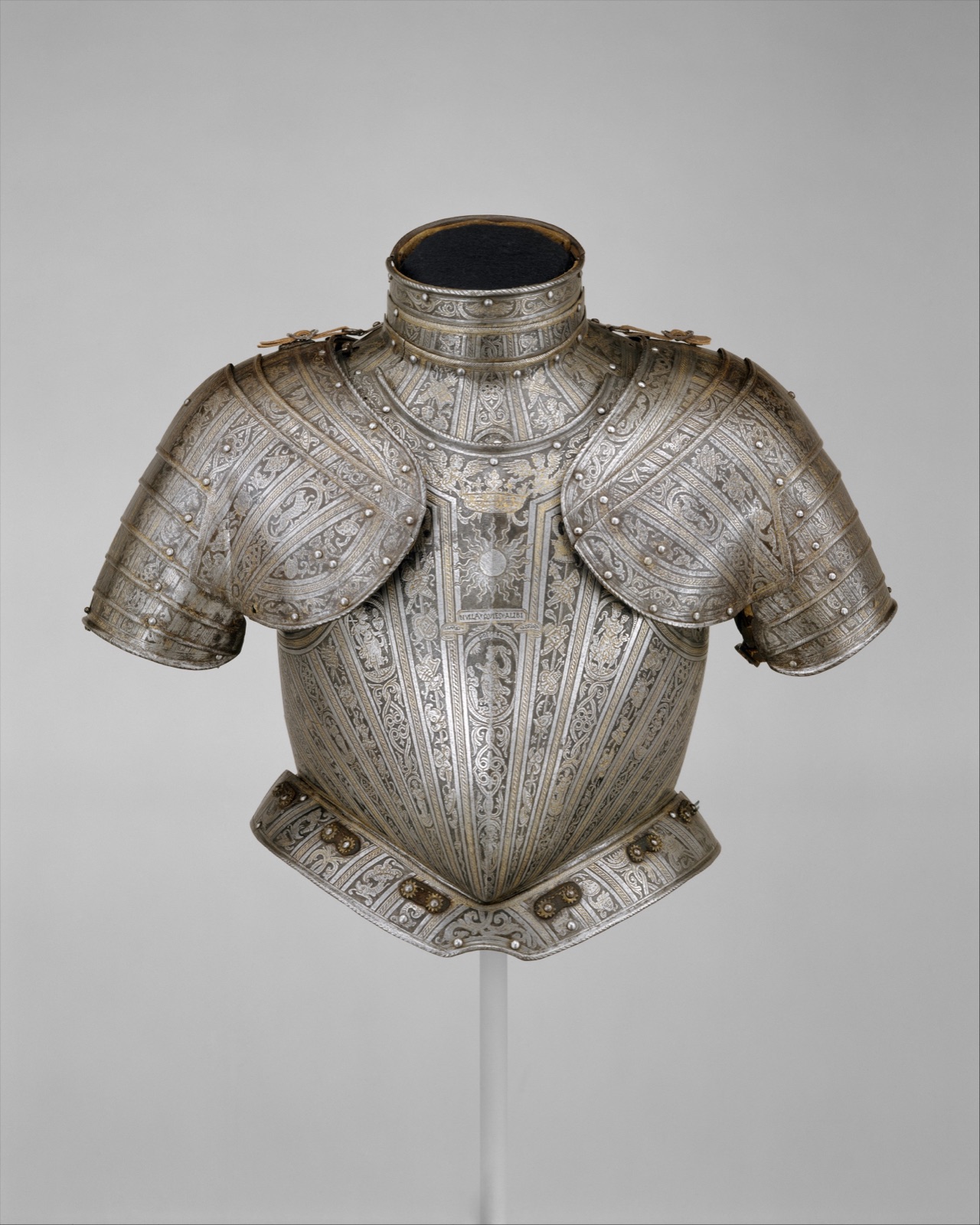 Portions of an Armor for Vincenzo Luigi di Capua (d. 1627) — Pompeo della Cesa