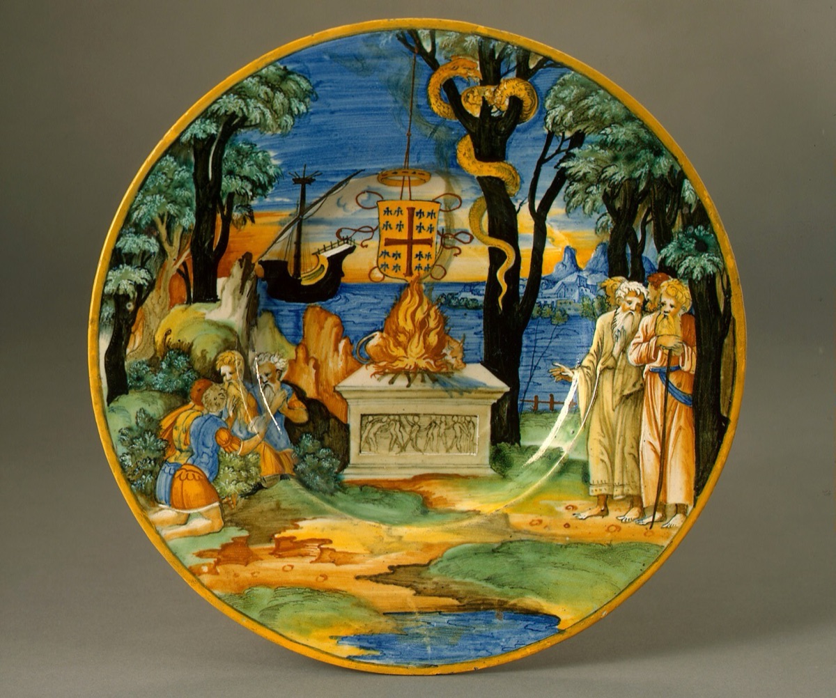 Broad-rimmed bowl with the sacrifice of the Greeks at Aulis and the omen of the serpent devouring nine birds, interpreted by the priest Calchas; arms of Anne de Montmorency — related artist: Guido Durantino of Urbino; Italian 16th Century; Workshop of Guido Durantino of Urbino