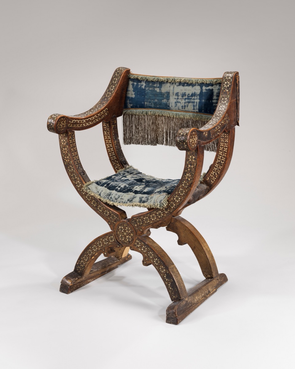 Dantesca Chair with Inlay Work — Italian 16th Century