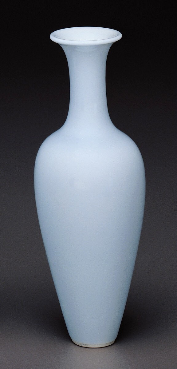 Amphora Vase — Chinese Qing Dynasty