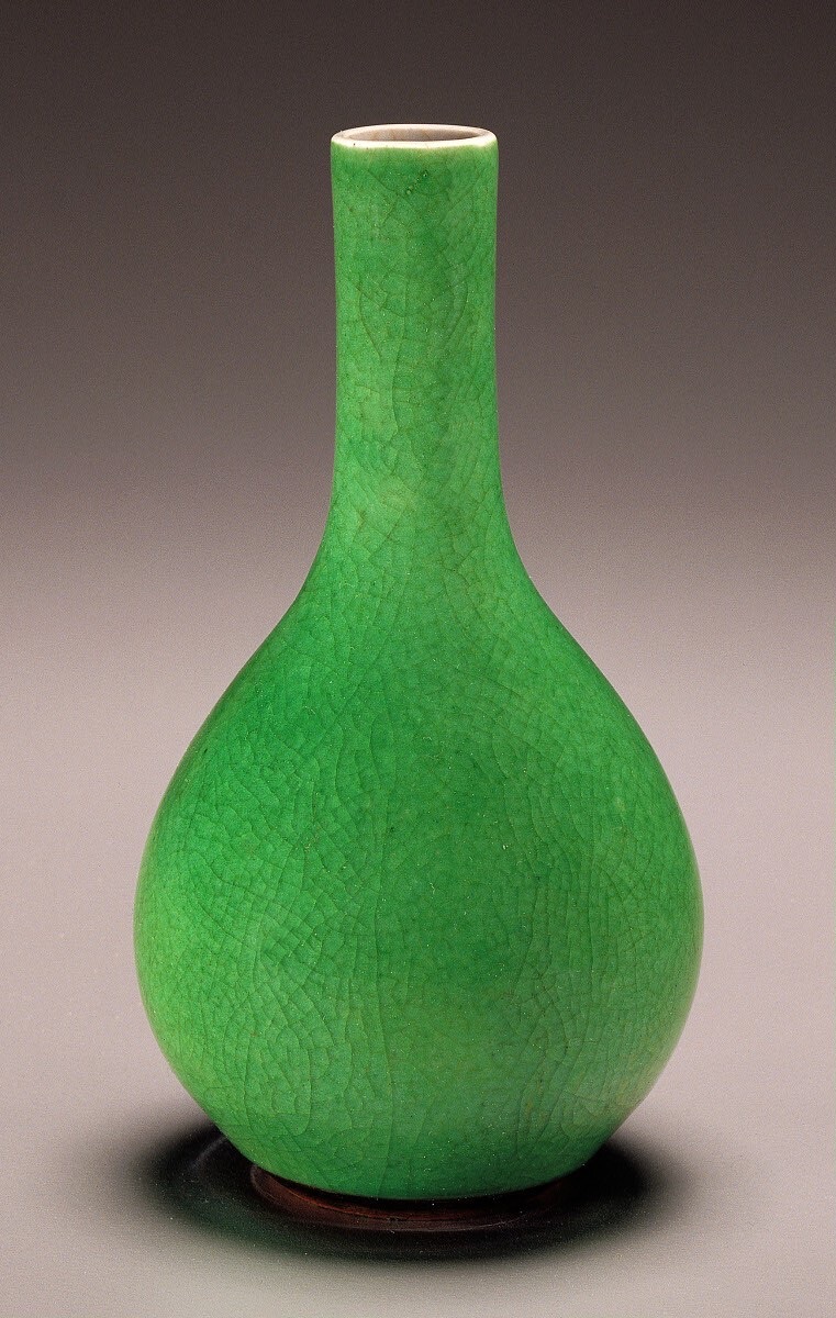 Vase — Chinese Qing Dynasty