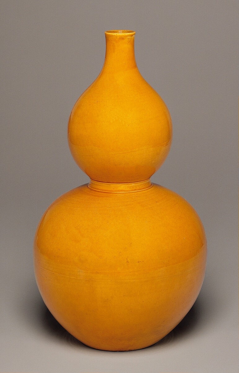 Vase in the Shape of a Double Gourd — Chinese Qing Dynasty