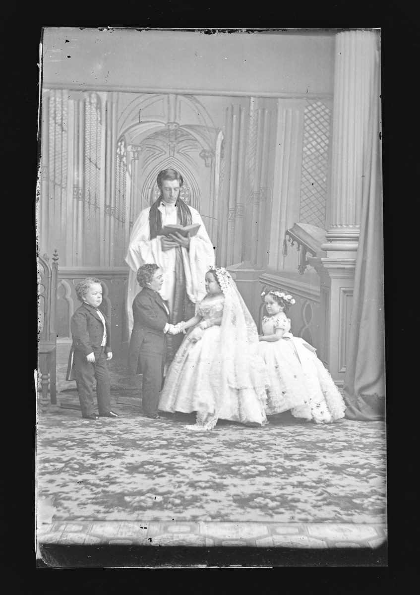 Strattons, G.W.M. Nutt, and Minnie Warren (Wedding Party)